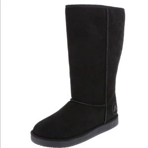 Airwalk black boots (mock of Uggs) winter/snow